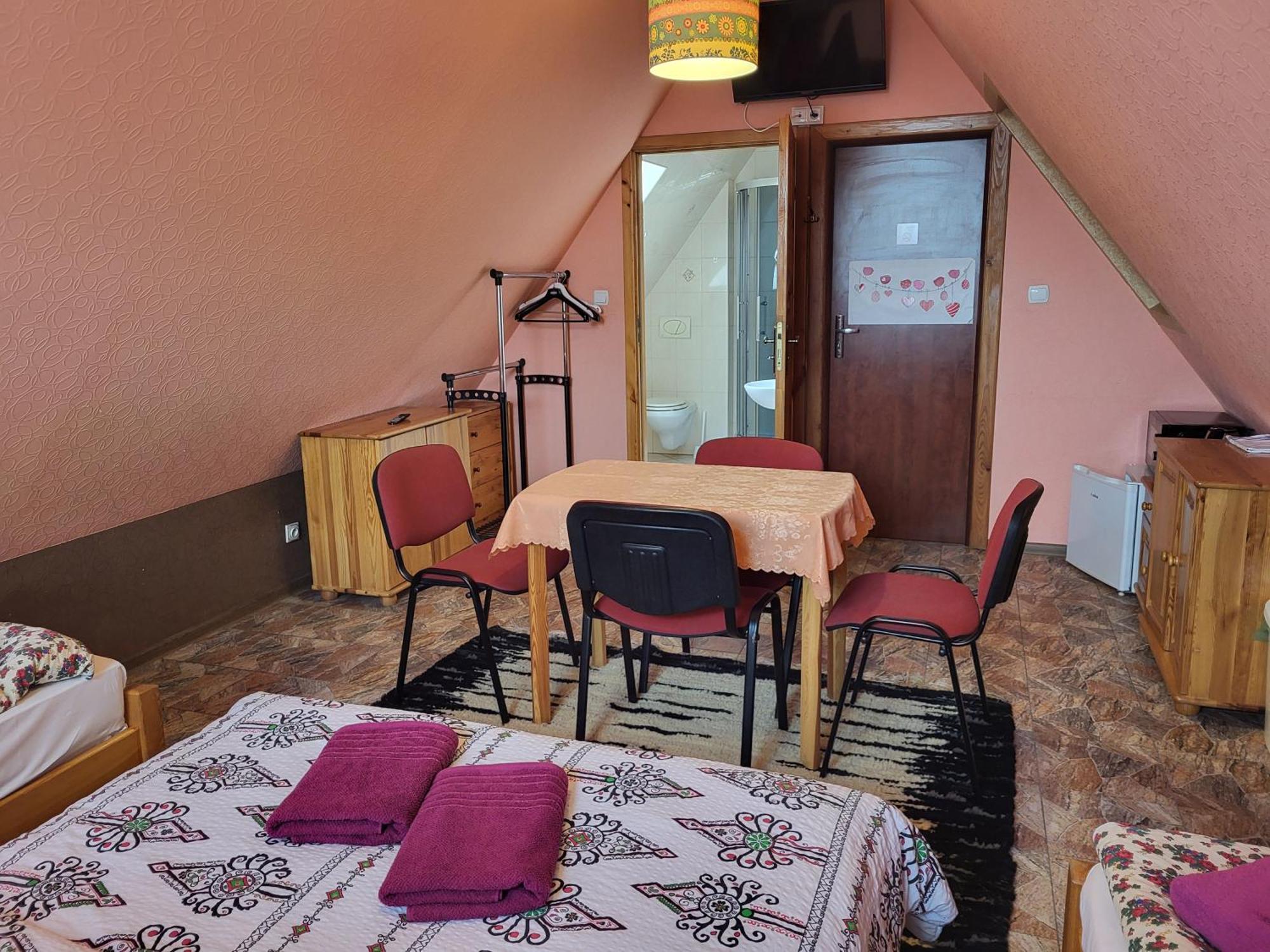 Apartamenty I Pokoje Goscinne Nowita Zakopane Kamer foto