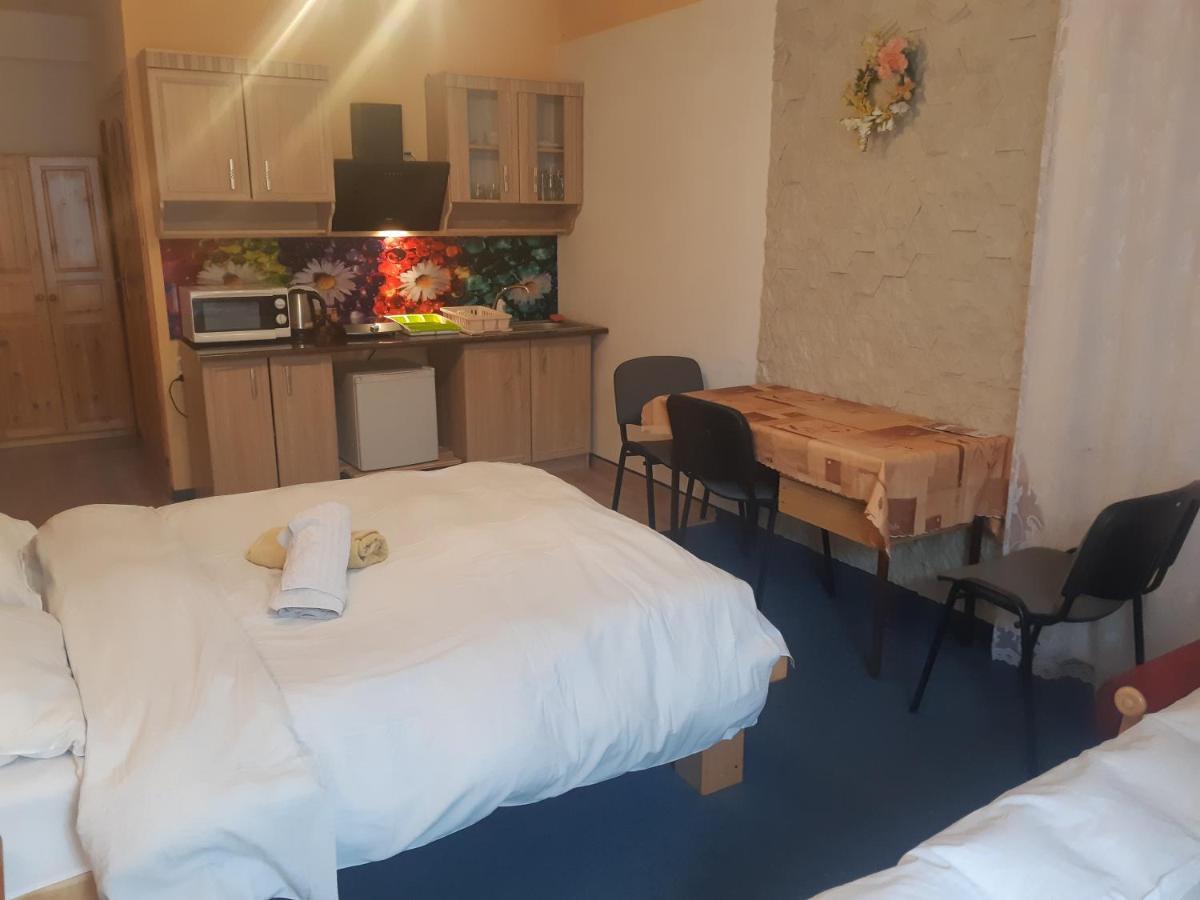 Apartamenty I Pokoje Goscinne Nowita Zakopane Buitenkant foto